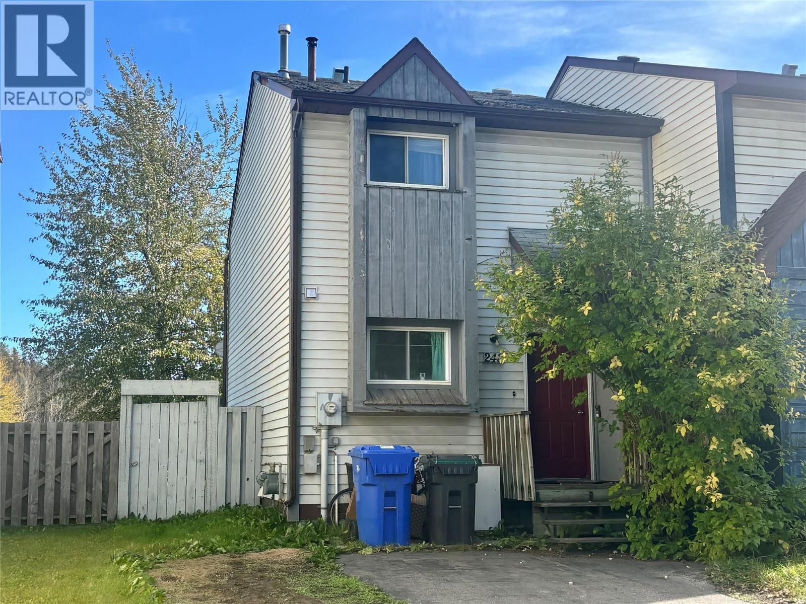 248 Spieker Avenue, Tumbler Ridge, British Columbia  V0C 2W0 - Photo 1 - 10394685