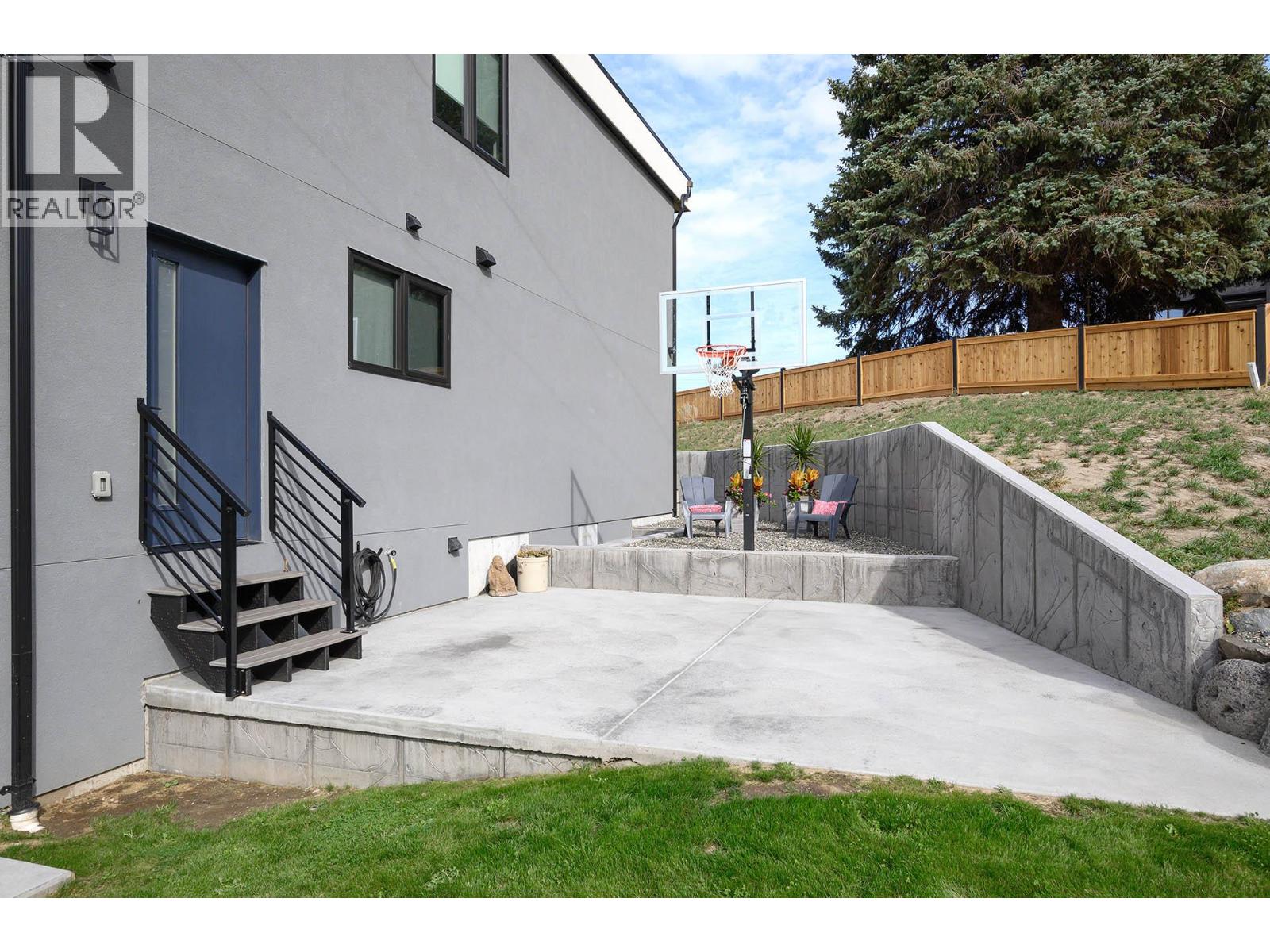 887 Fernie Road, Kamloops, British Columbia  V2C 1B4 - Photo 31 - 10394707