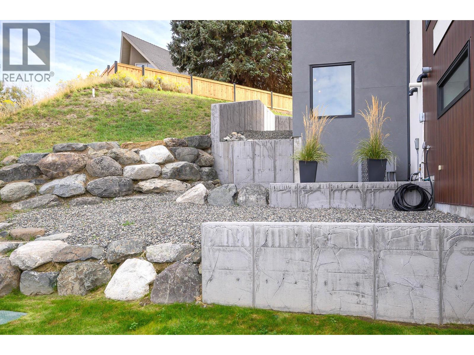 887 Fernie Road, Kamloops, British Columbia  V2C 1B4 - Photo 37 - 10394707