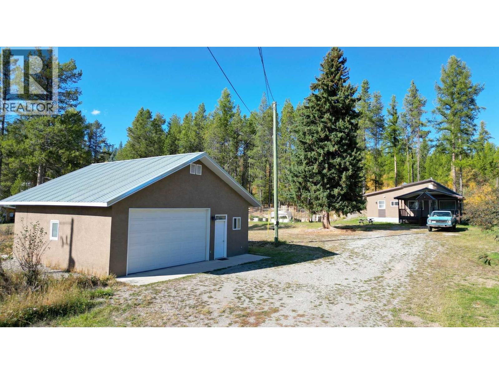 1345 Poisson Road, Kimberley, British Columbia  V1A 3M9 - Photo 1 - 10394826