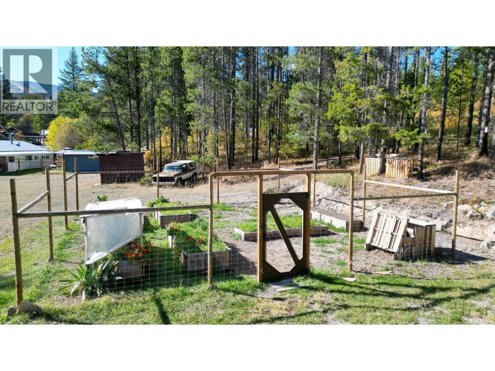 1345 Poisson Road, Kimberley, British Columbia  V1A 3M9 - Photo 11 - 10394826