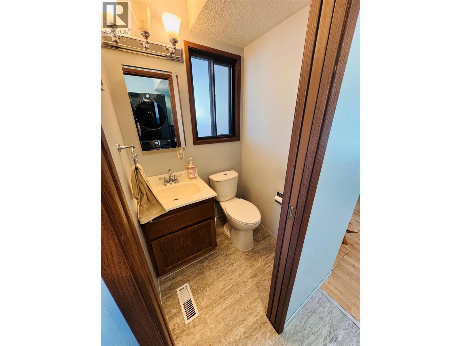1524 77th Avenue, Grand Forks, British Columbia  V0H 1H0 - Photo 22 - 10394698