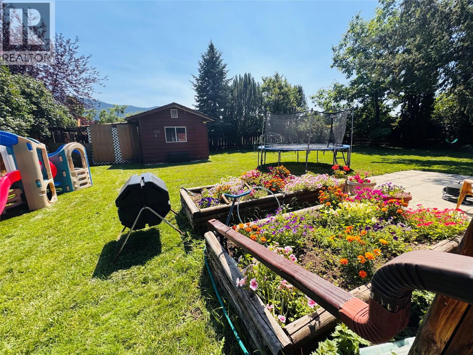 1524 77th Avenue, Grand Forks, British Columbia  V0H 1H0 - Photo 6 - 10394698
