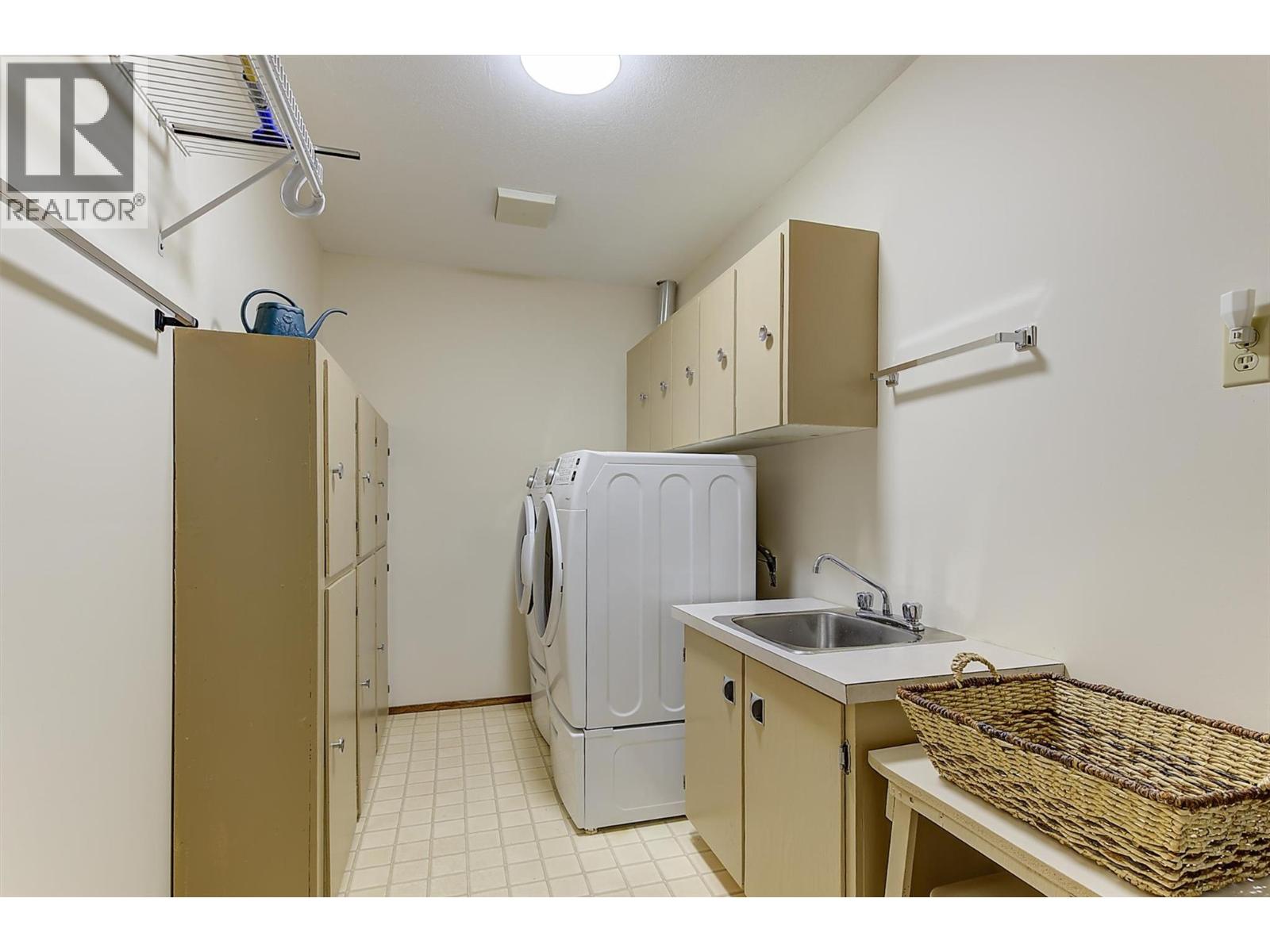 2434 Rhondda Crescent, Kelowna, British Columbia  V1Y 8A3 - Photo 23 - 10394509