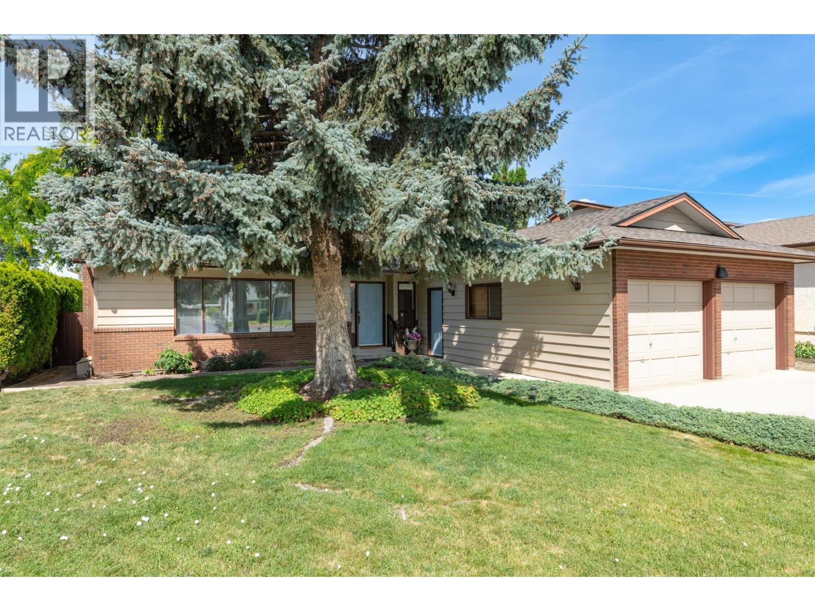 2434 Rhondda Crescent, Kelowna, British Columbia  V1Y 8A3 - Photo 3 - 10394509