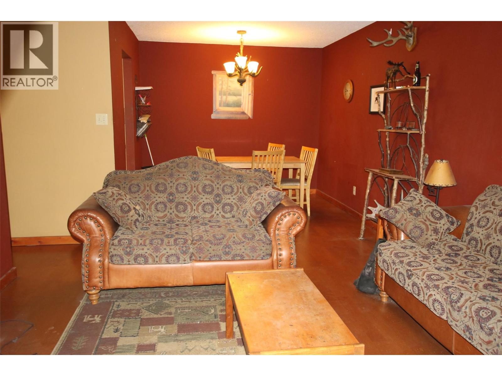 195 Chamberlain Crescent Unit# 206, Tumbler Ridge, British Columbia  V0C 2W0 - Photo 2 - 10394713