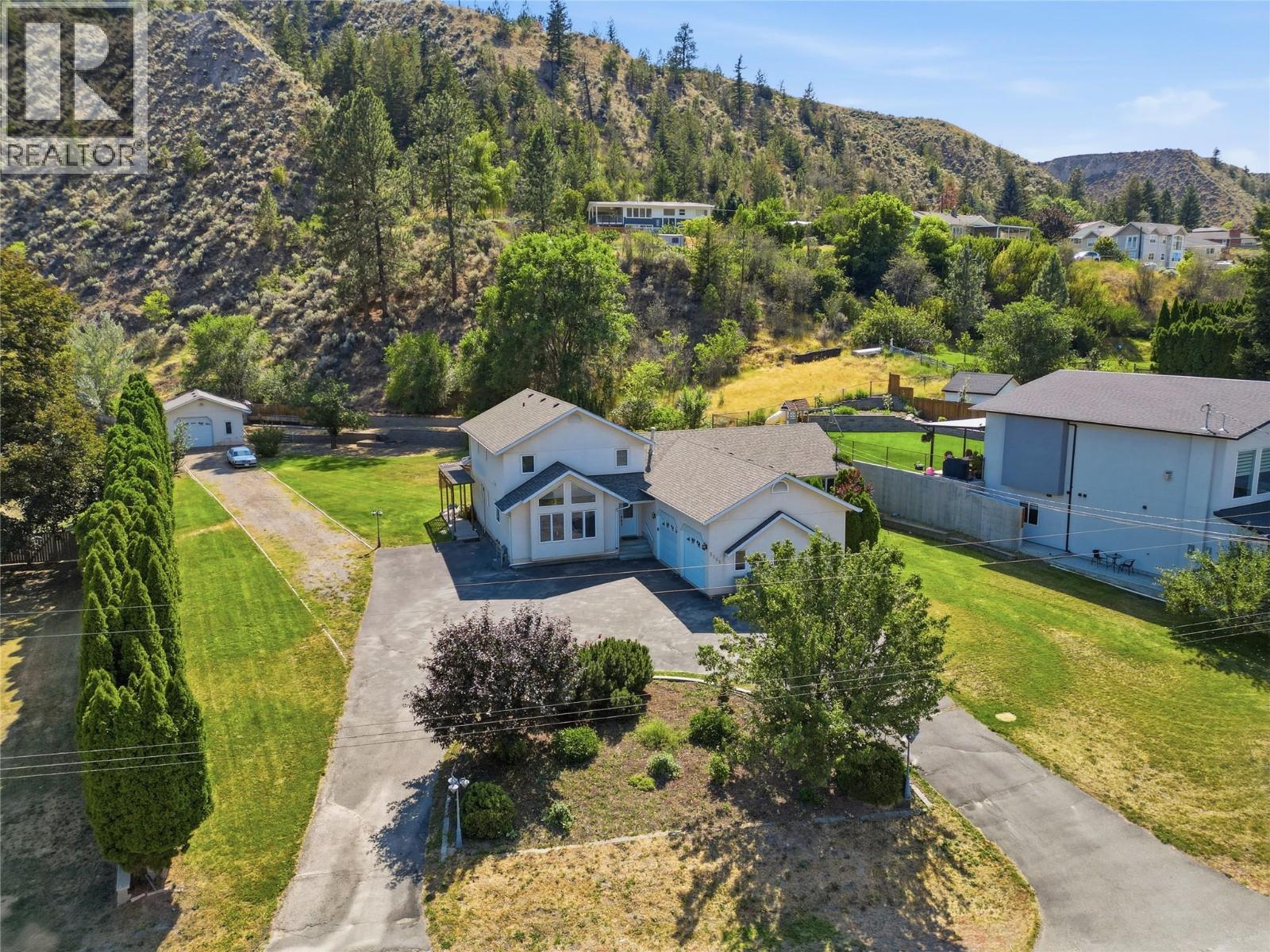 5565 Dallas Drive, Kamloops, British Columbia  V2C 4W9 - Photo 2 - 10387584