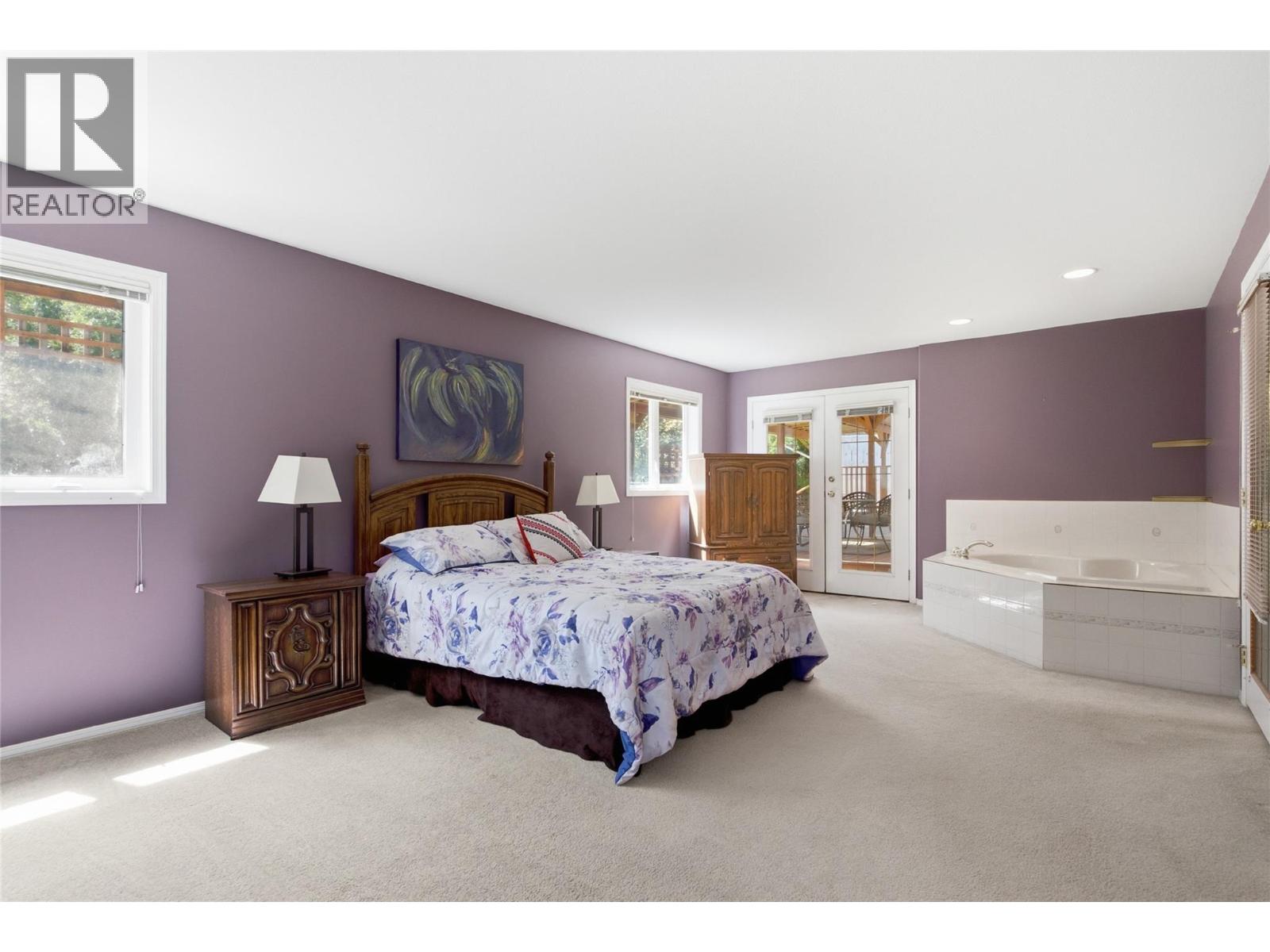 5565 Dallas Drive, Kamloops, British Columbia  V2C 4W9 - Photo 28 - 10387584