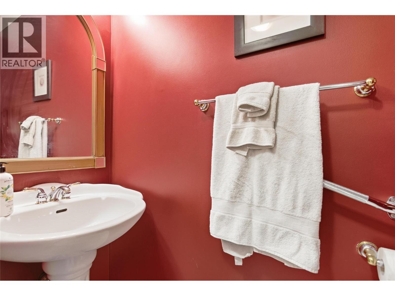 5565 Dallas Drive, Kamloops, British Columbia  V2C 4W9 - Photo 37 - 10387584