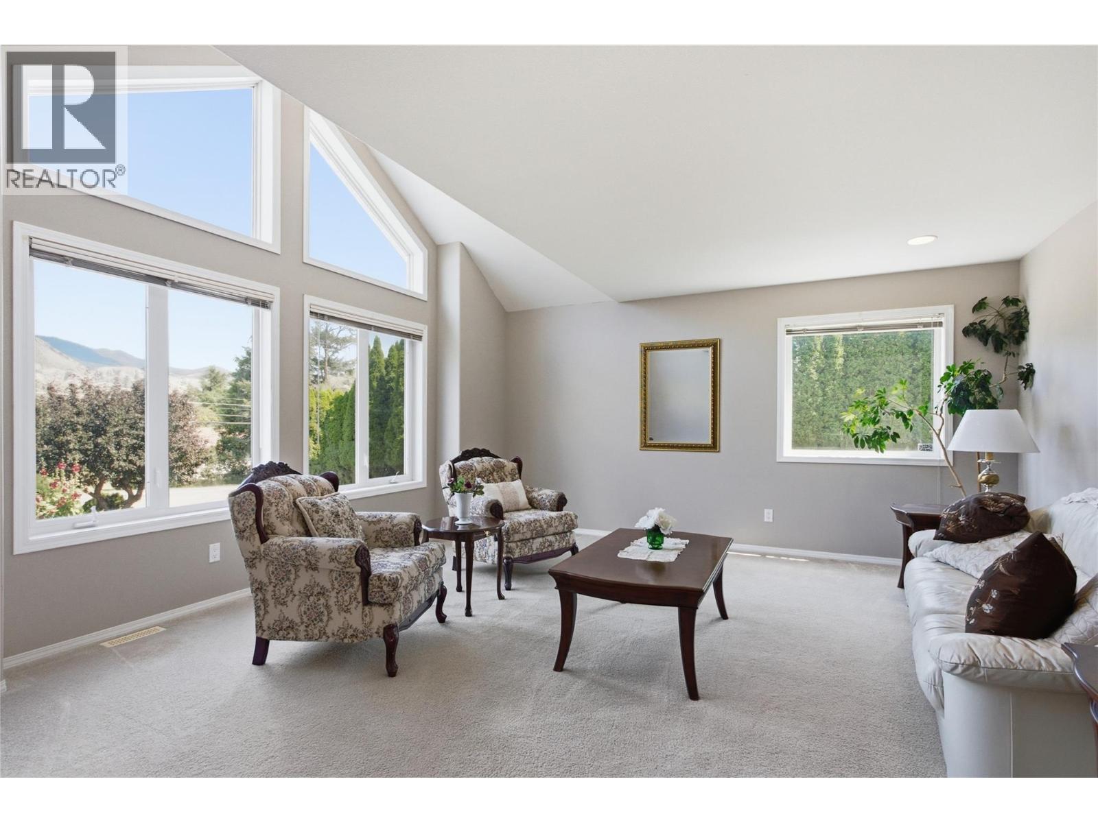 5565 Dallas Drive, Kamloops, British Columbia  V2C 4W9 - Photo 5 - 10387584