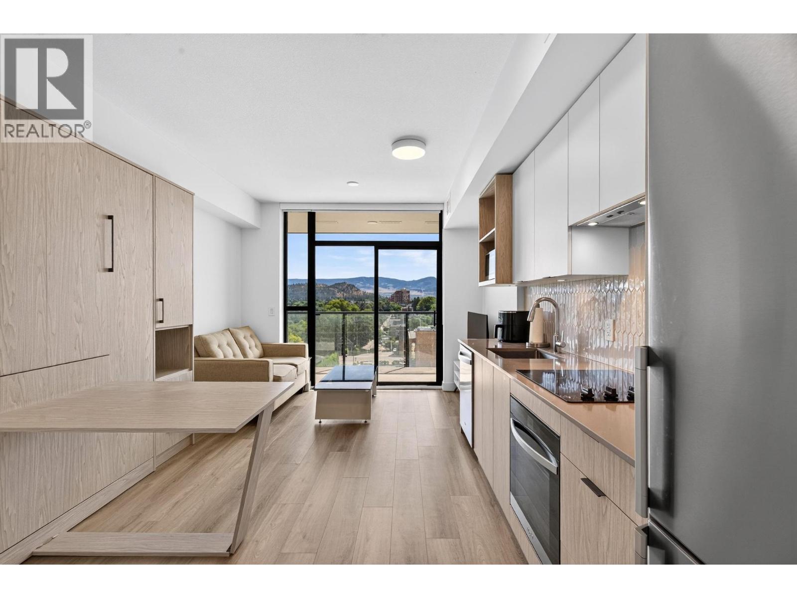 1488 Bertram Street Unit# 807, Kelowna, British Columbia  V1Y 0M6 - Photo 3 - 10394241