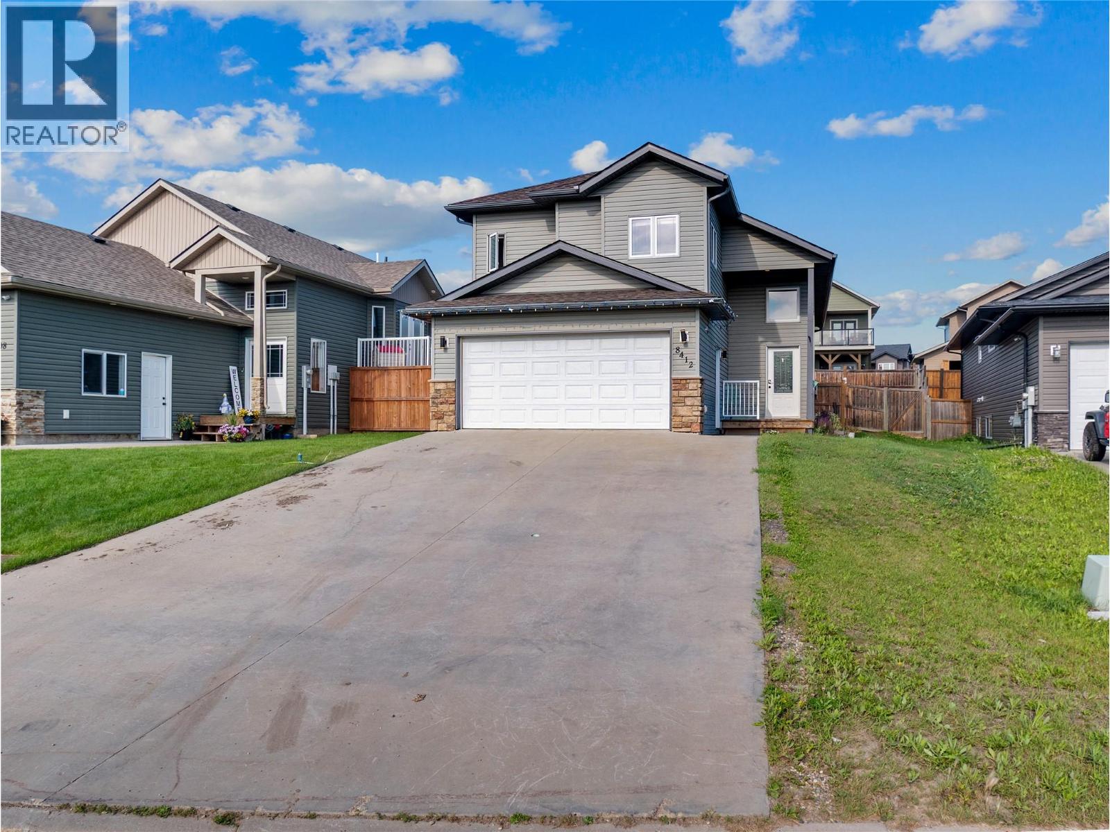 8412 18a Street, Dawson Creek, British Columbia  V1G 0E2 - Photo 1 - 10394858