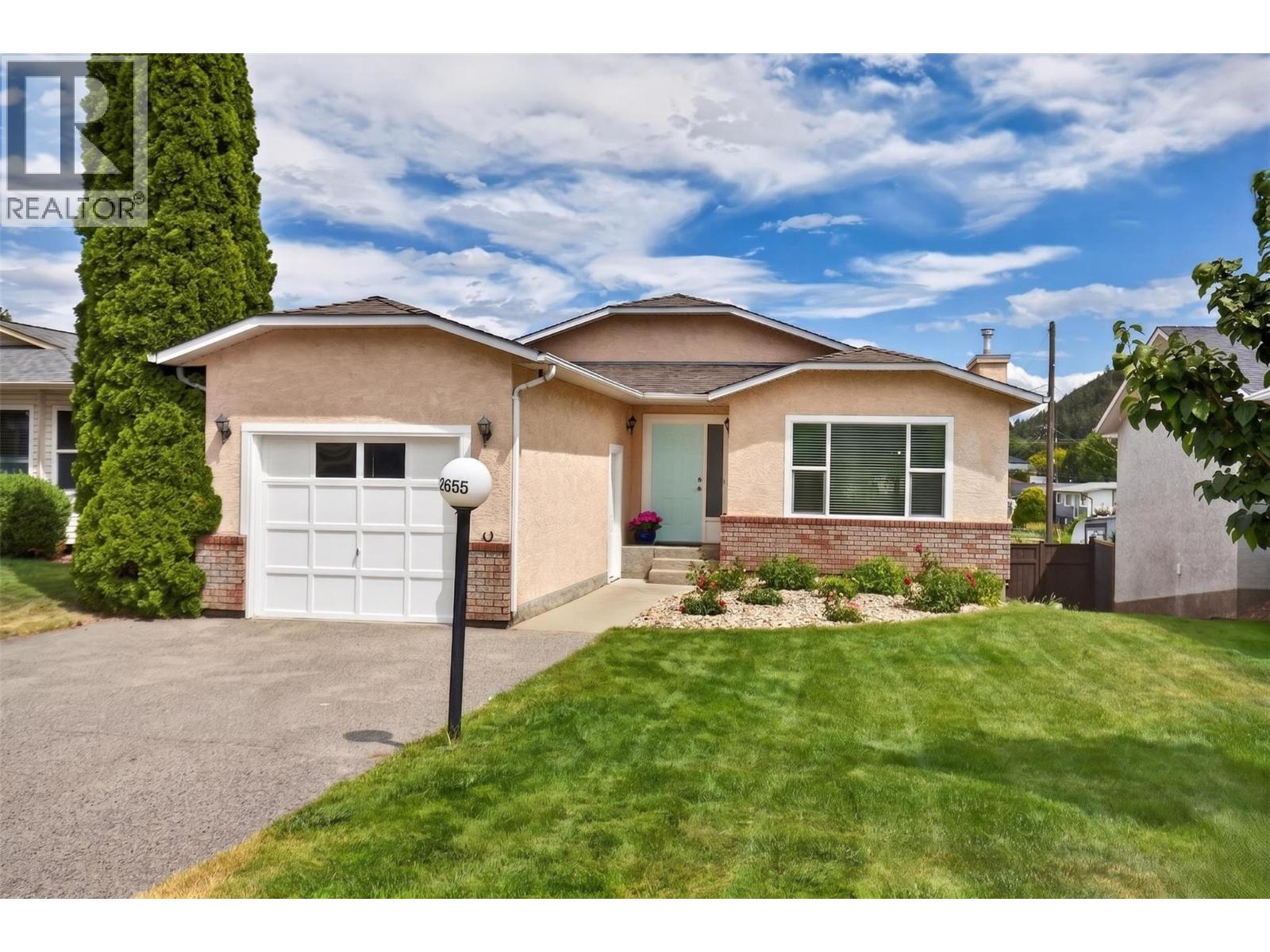 2655 Applegreen Court, West Kelowna, British Columbia  V1Z 3K8 - Photo 1 - 10393994