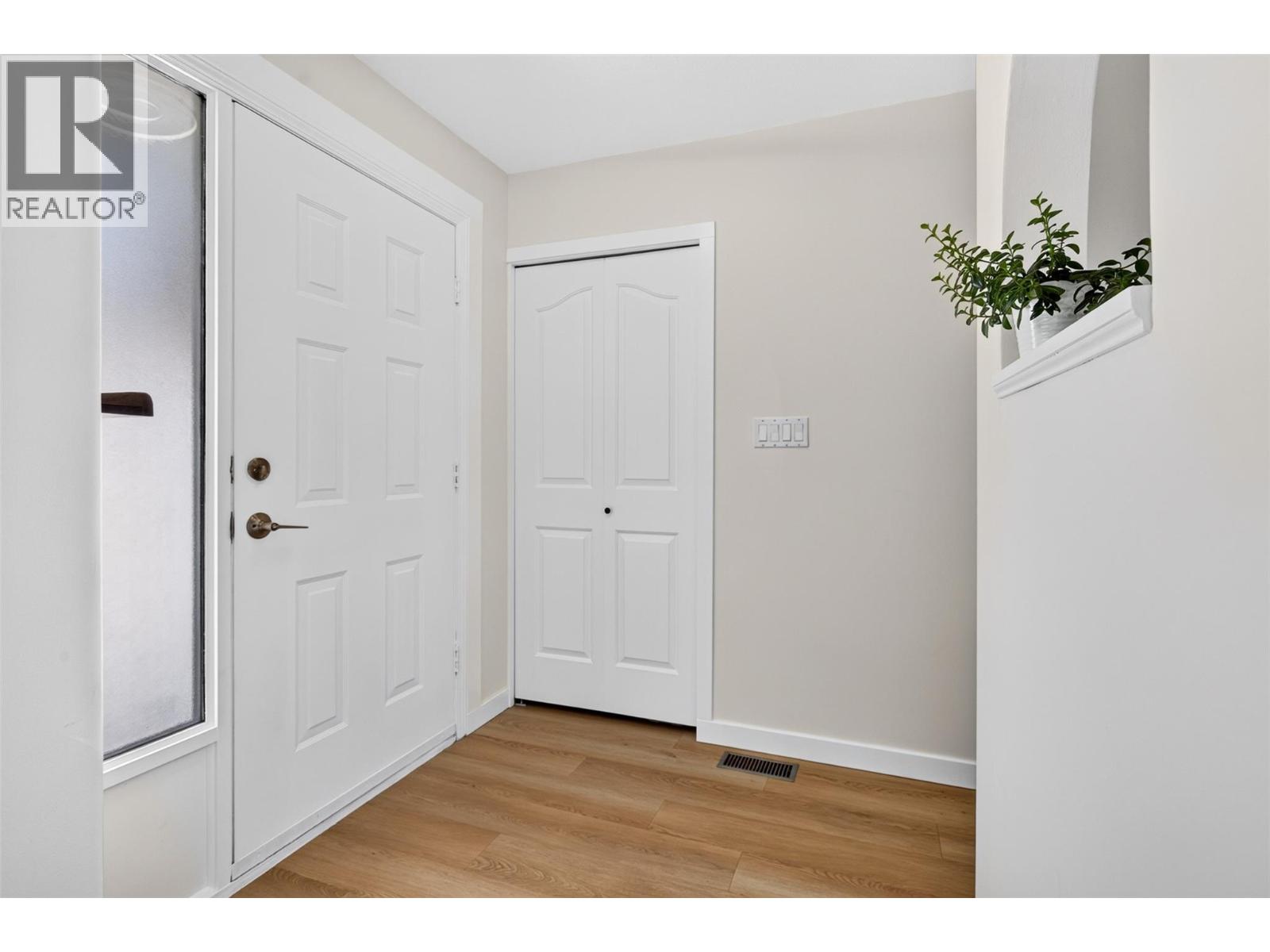 2655 Applegreen Court, West Kelowna, British Columbia  V1Z 3K8 - Photo 4 - 10393994