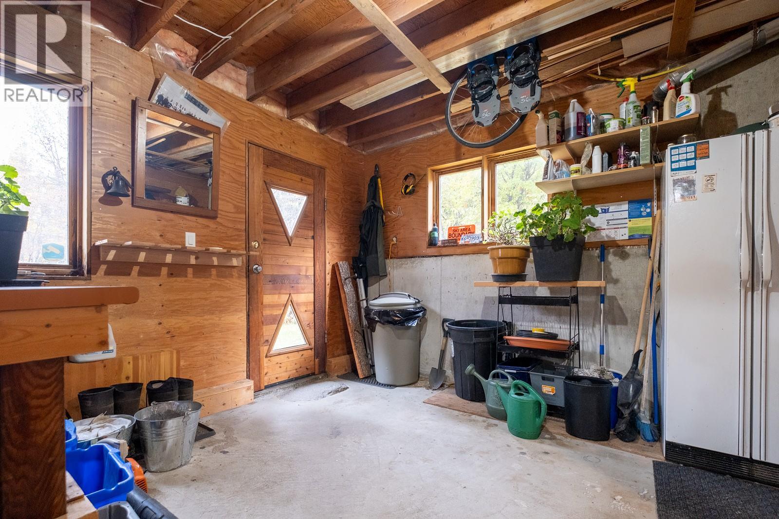 2075 Thompson Avenue, Rossland, British Columbia  V0G 1Y0 - Photo 55 - 10394754