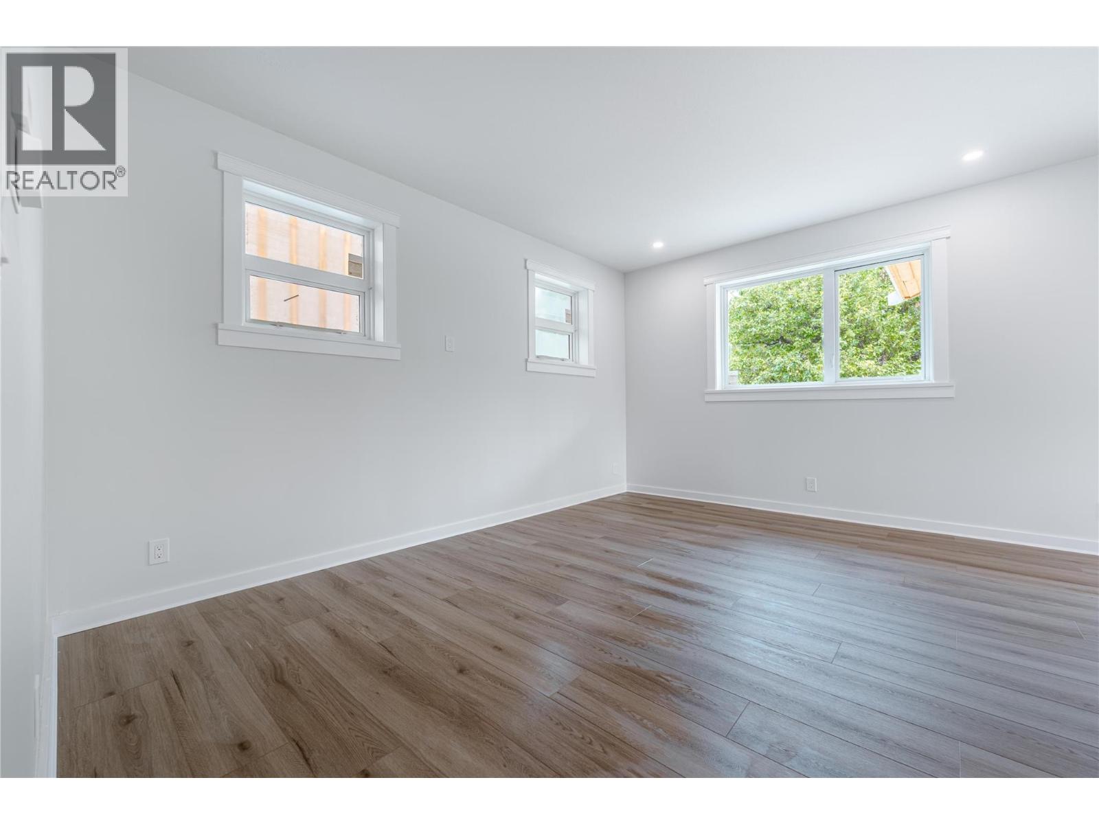 2014 Lanzo Lane, Revelstoke, British Columbia  V0E 2S1 - Photo 12 - 10393941