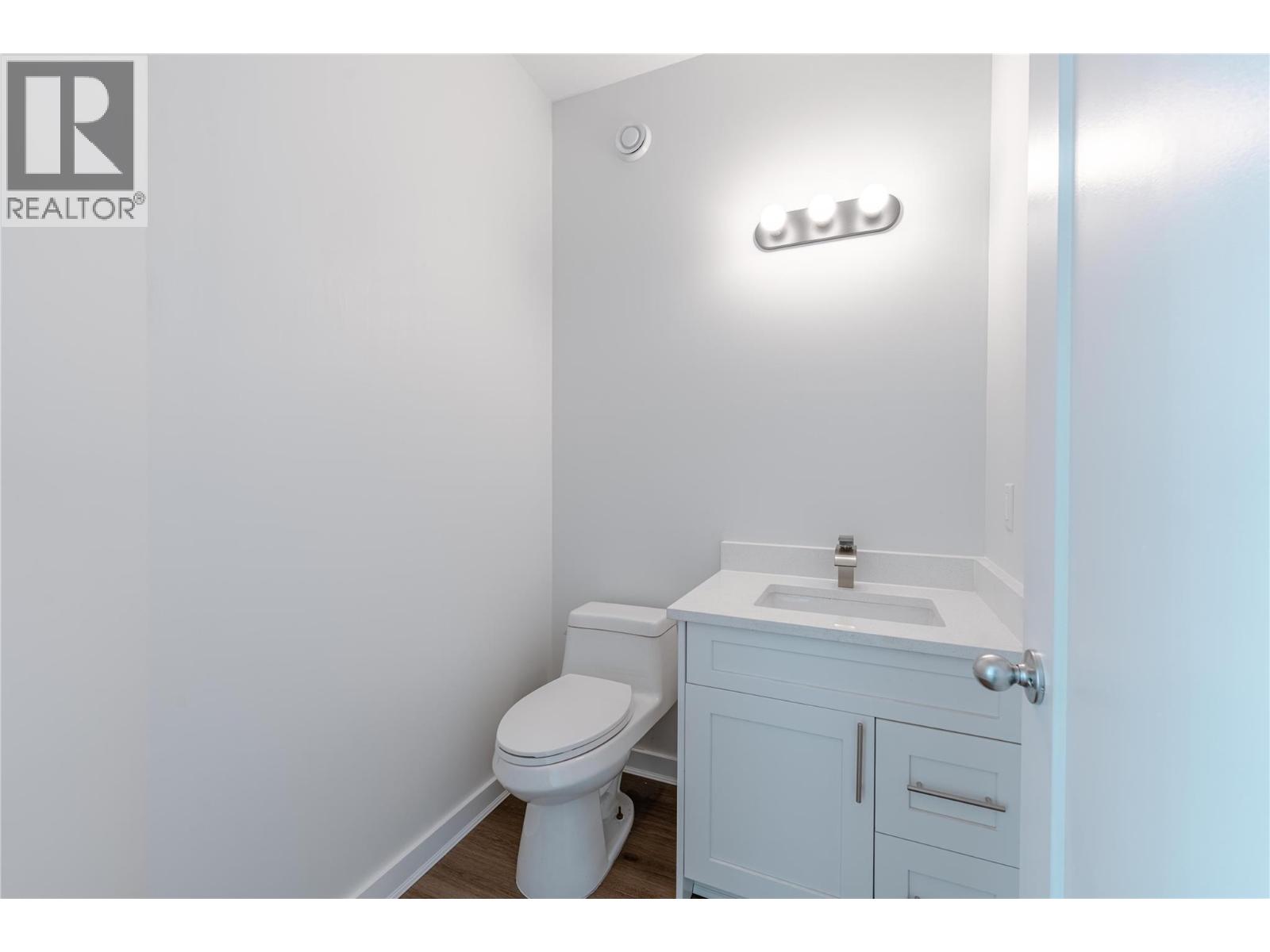 2014 Lanzo Lane, Revelstoke, British Columbia  V0E 2S1 - Photo 19 - 10393941
