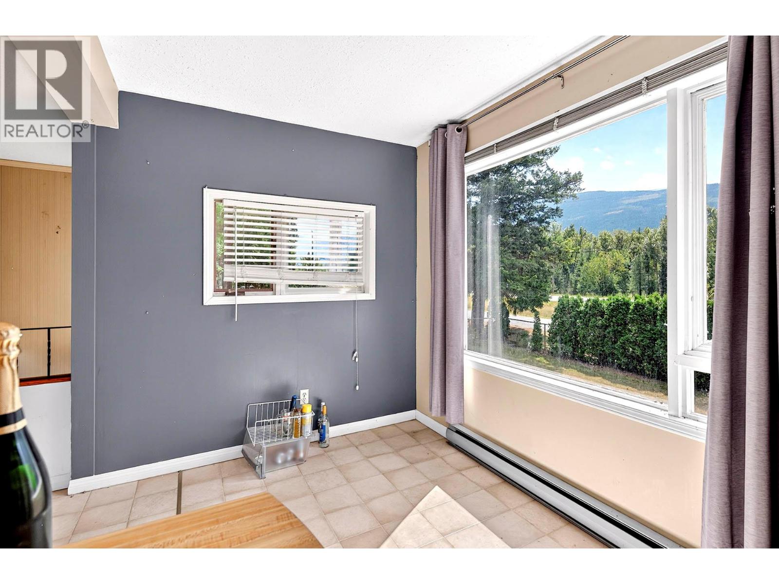 1421 Davy Road, Clearwater, British Columbia  V0E 1N0 - Photo 12 - 10394734