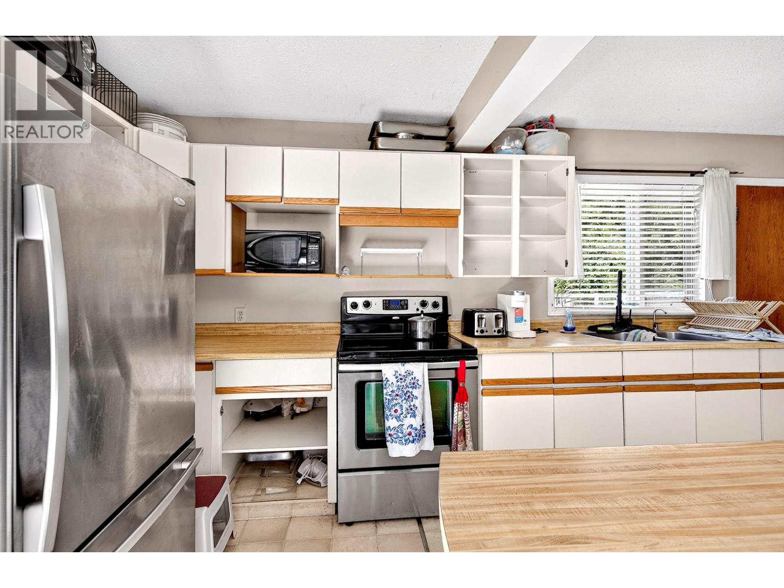 1421 Davy Road, Clearwater, British Columbia  V0E 1N0 - Photo 4 - 10394734