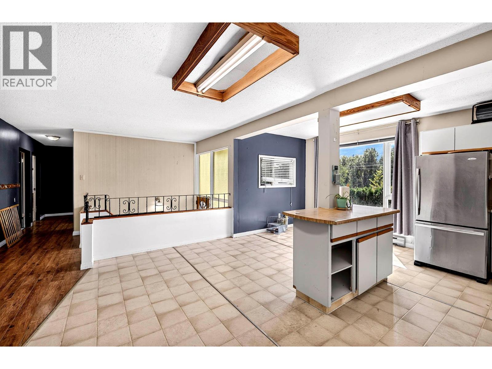 1421 Davy Road, Clearwater, British Columbia  V0E 1N0 - Photo 9 - 10394734