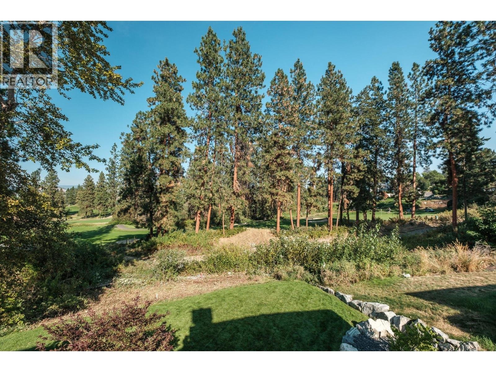 3907 Gallaghers Circle, Kelowna, British Columbia  V1W 3Z9 - Photo 44 - 10394759