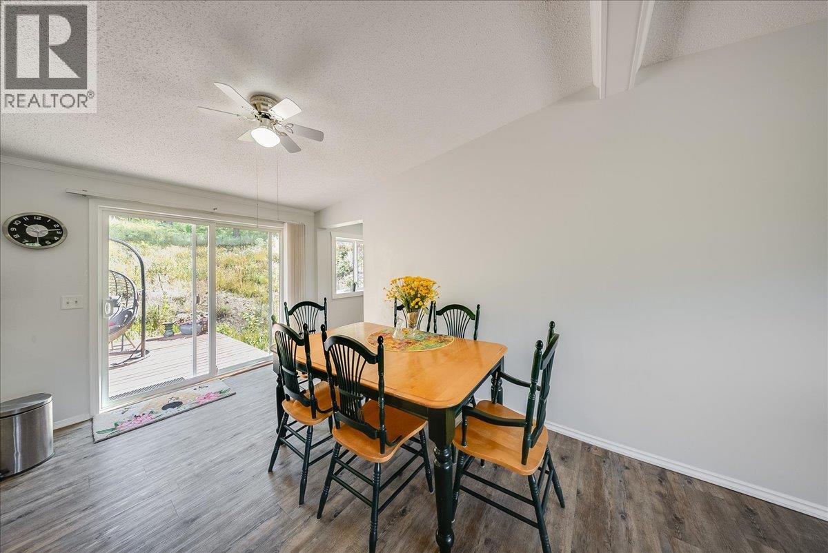 591 Baerg Road, Castlegar, British Columbia  V1N 4K6 - Photo 14 - 10394820