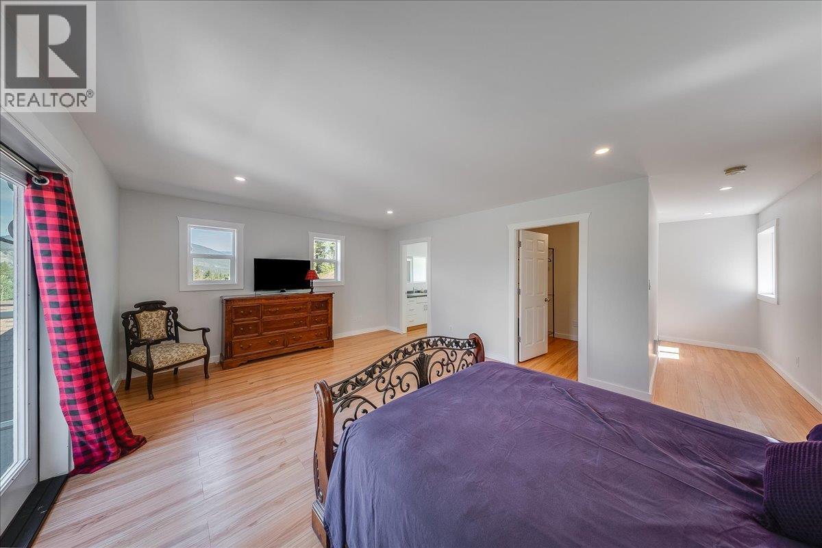 591 Baerg Road, Castlegar, British Columbia  V1N 4K6 - Photo 19 - 10394820