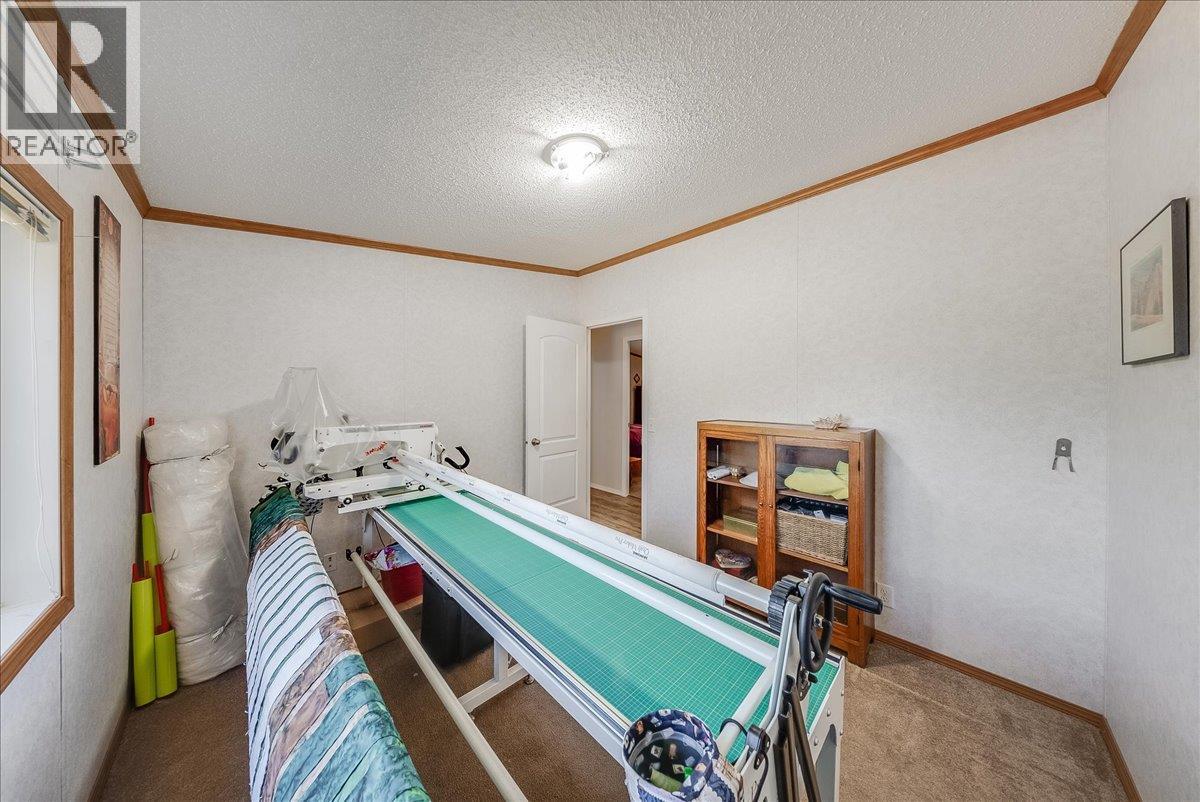 591 Baerg Road, Castlegar, British Columbia  V1N 4K6 - Photo 32 - 10394820