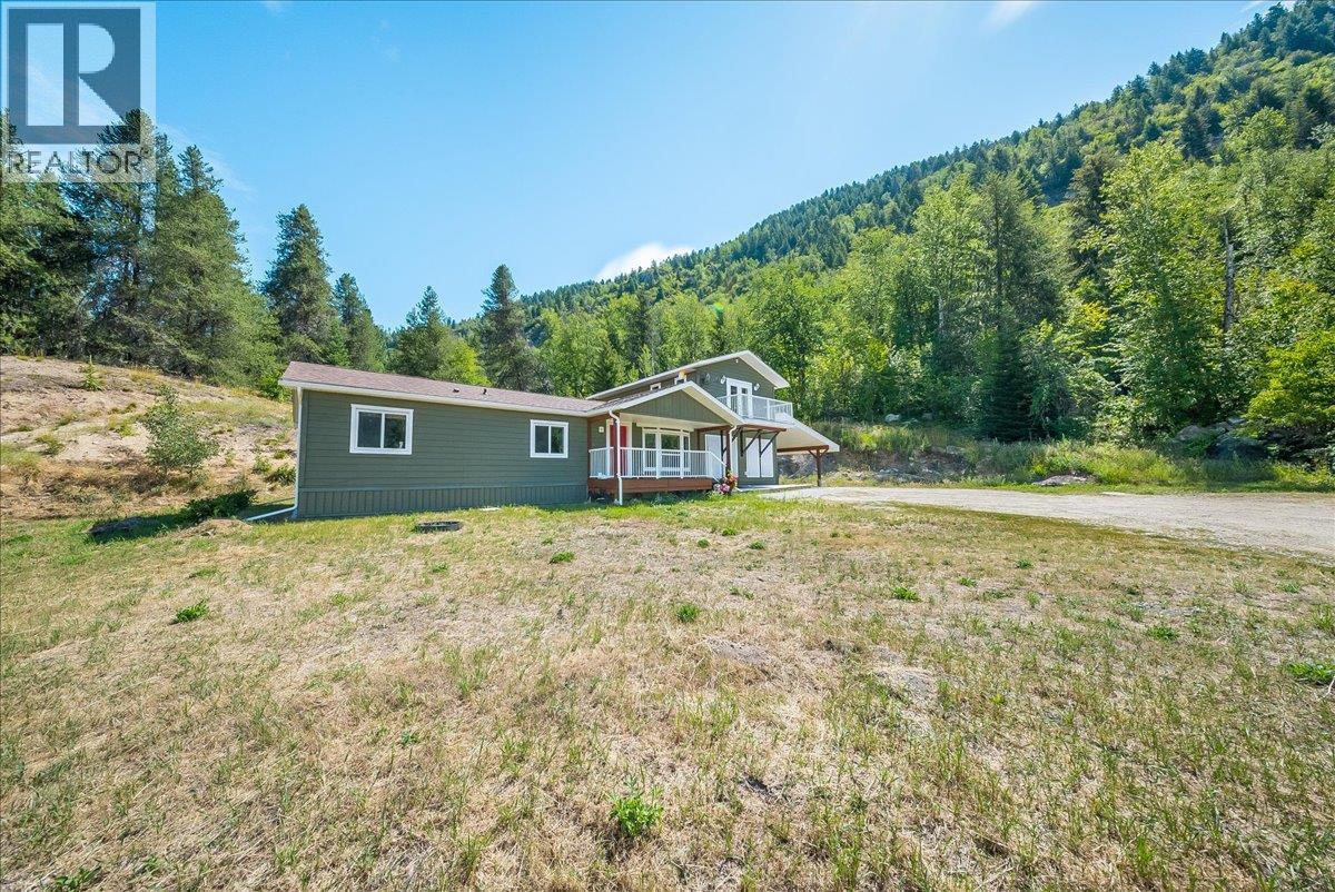 591 Baerg Road, Castlegar, British Columbia  V1N 4K6 - Photo 45 - 10394820