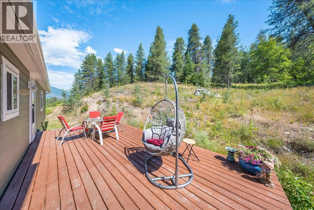 591 Baerg Road, Castlegar, British Columbia  V1N 4K6 - Photo 75 - 10394820