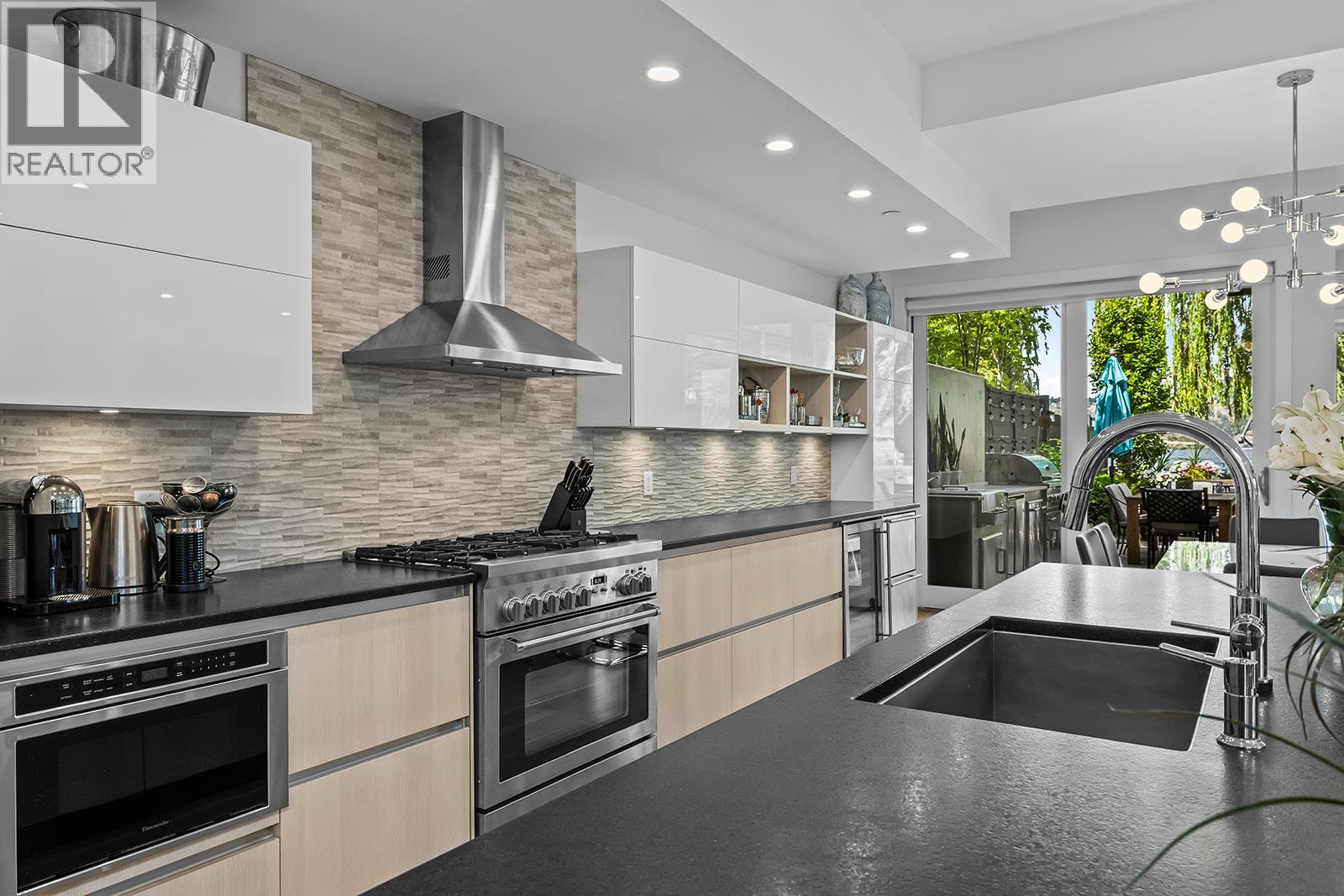2248 Abbott Street Lot# Strata Lot, Kelowna, British Columbia  V1Y 1E1 - Photo 17 - 10393984