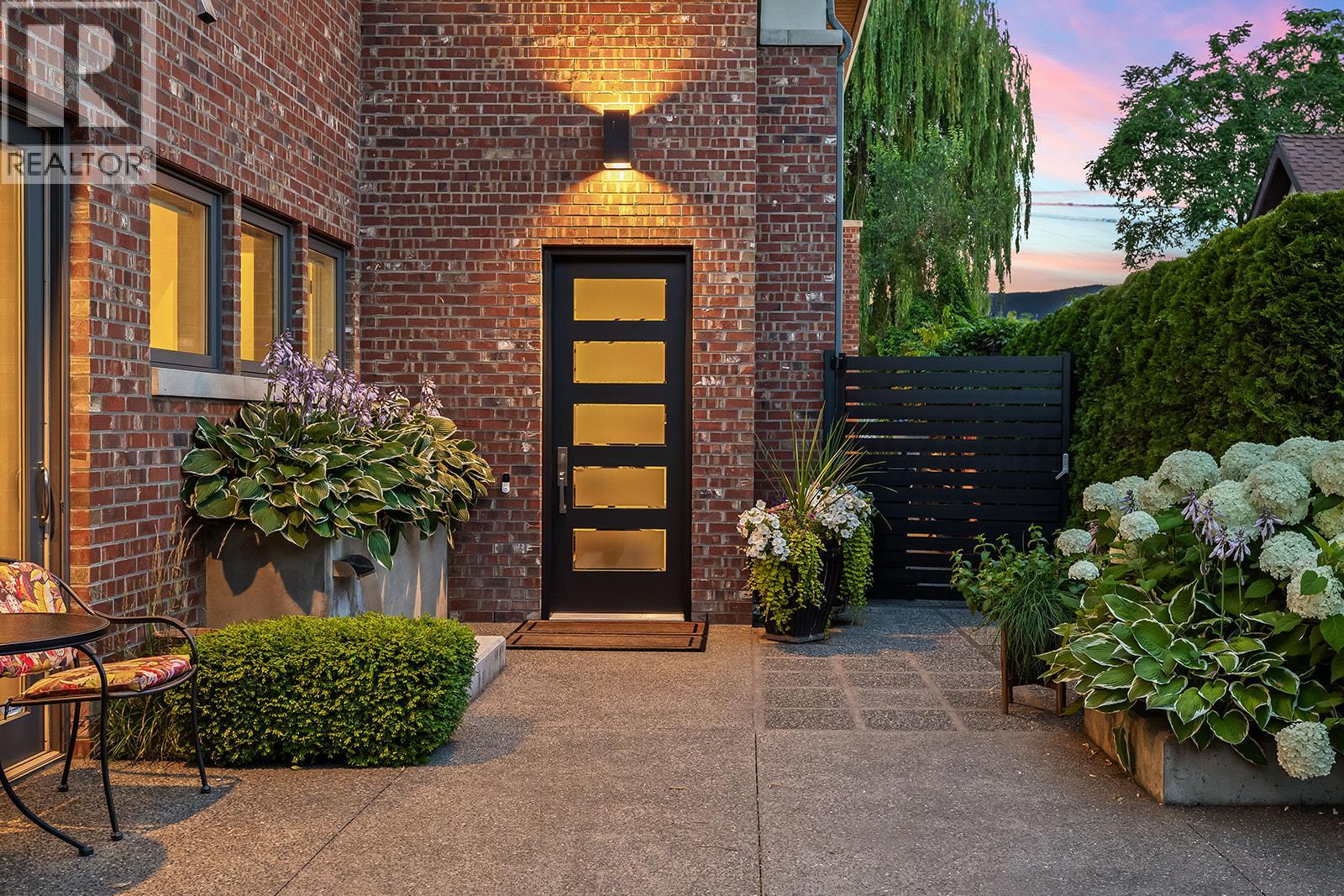 2248 Abbott Street Lot# Strata Lot, Kelowna, British Columbia  V1Y 1E1 - Photo 53 - 10393984
