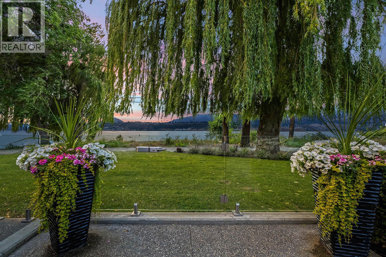 2248 Abbott Street Lot# Strata Lot, Kelowna, British Columbia  V1Y 1E1 - Photo 63 - 10393984