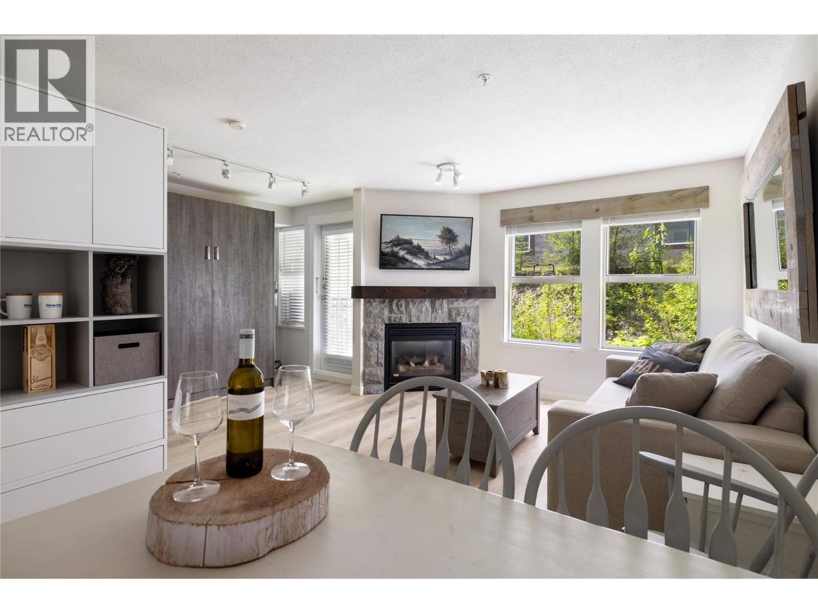 155 Silver Lode Lane Unit# 253, Silver Star, British Columbia  V1B 3M1 - Photo 1 - 10394876