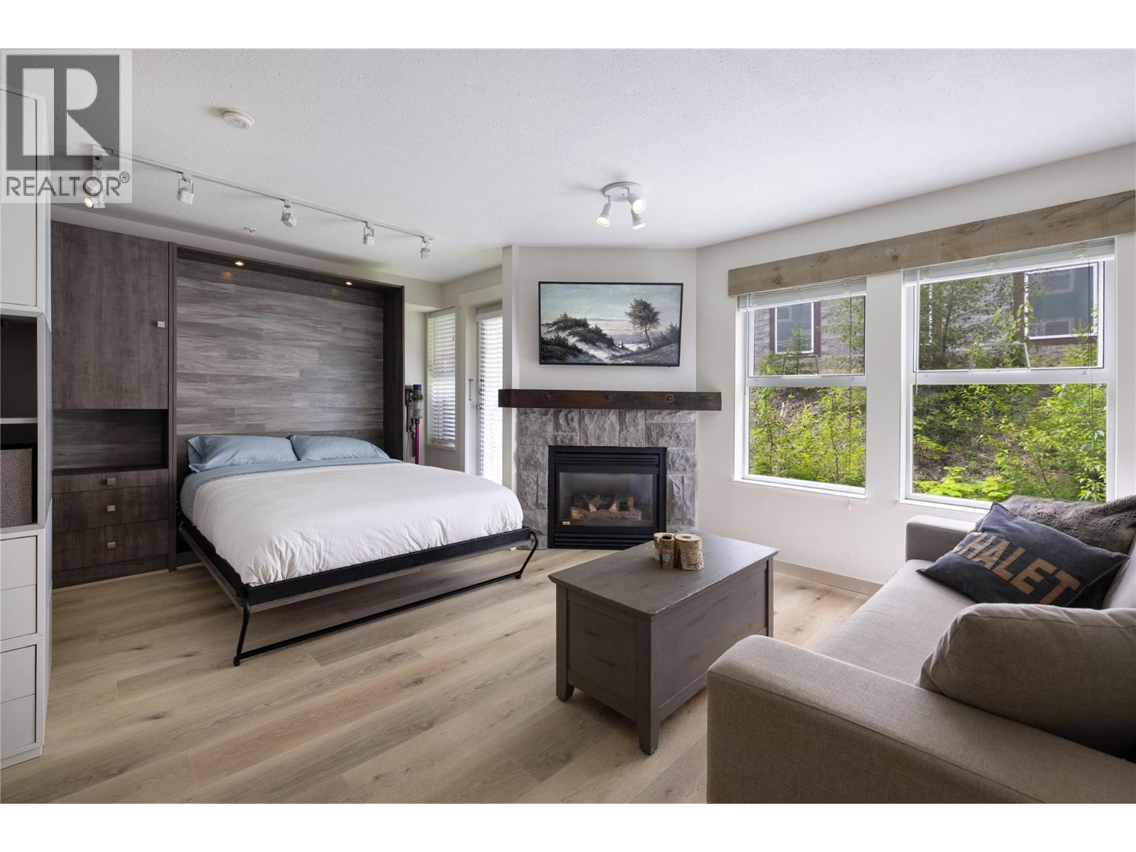155 Silver Lode Lane Unit# 253, Silver Star, British Columbia  V1B 3M1 - Photo 11 - 10394876