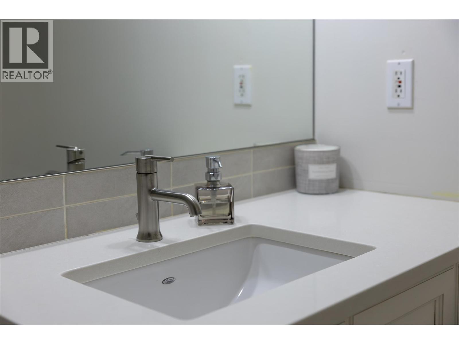 155 Silver Lode Lane Unit# 253, Silver Star, British Columbia  V1B 3M1 - Photo 32 - 10394876