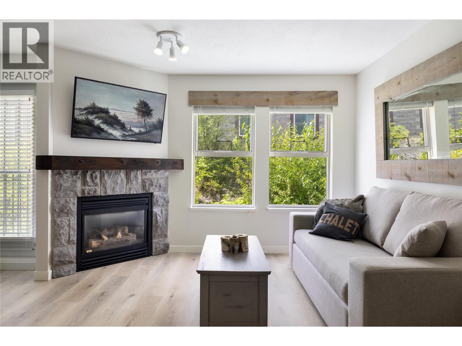 155 Silver Lode Lane Unit# 253, Silver Star, British Columbia  V1B 3M1 - Photo 7 - 10394876
