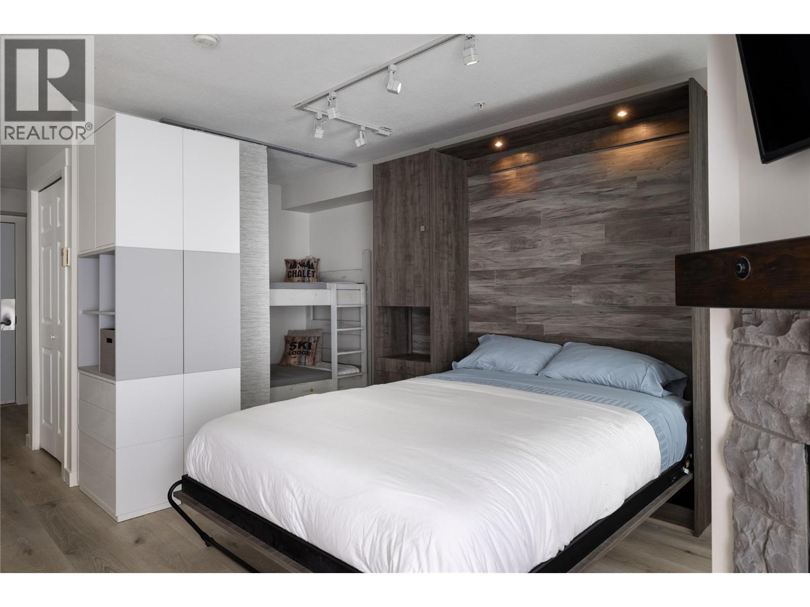 155 Silver Lode Lane Unit# 253, Silver Star, British Columbia  V1B 3M1 - Photo 9 - 10394876