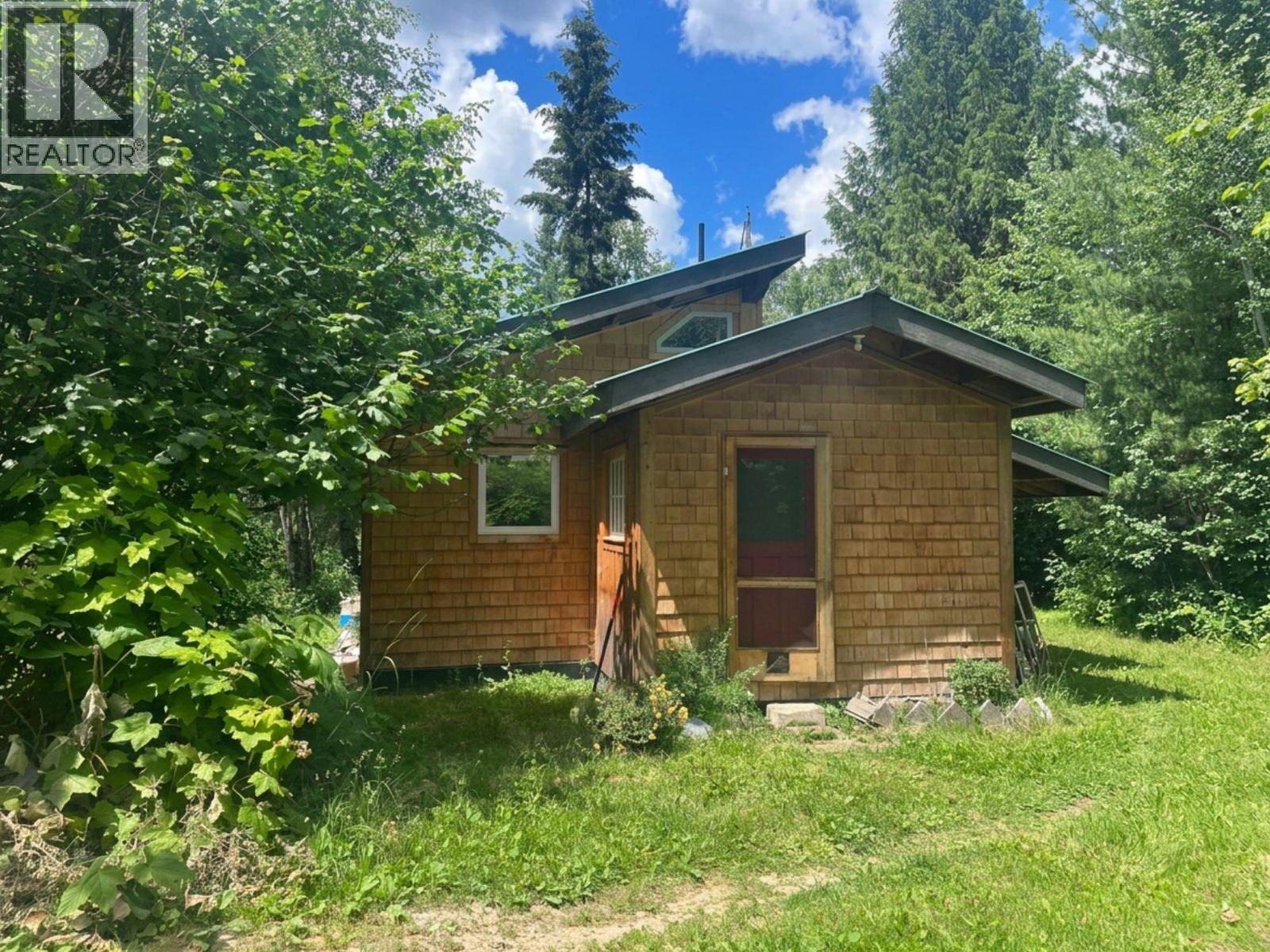7152 Graham Road, Winlaw, British Columbia  V0G 2J0 - Photo 2 - 10392360