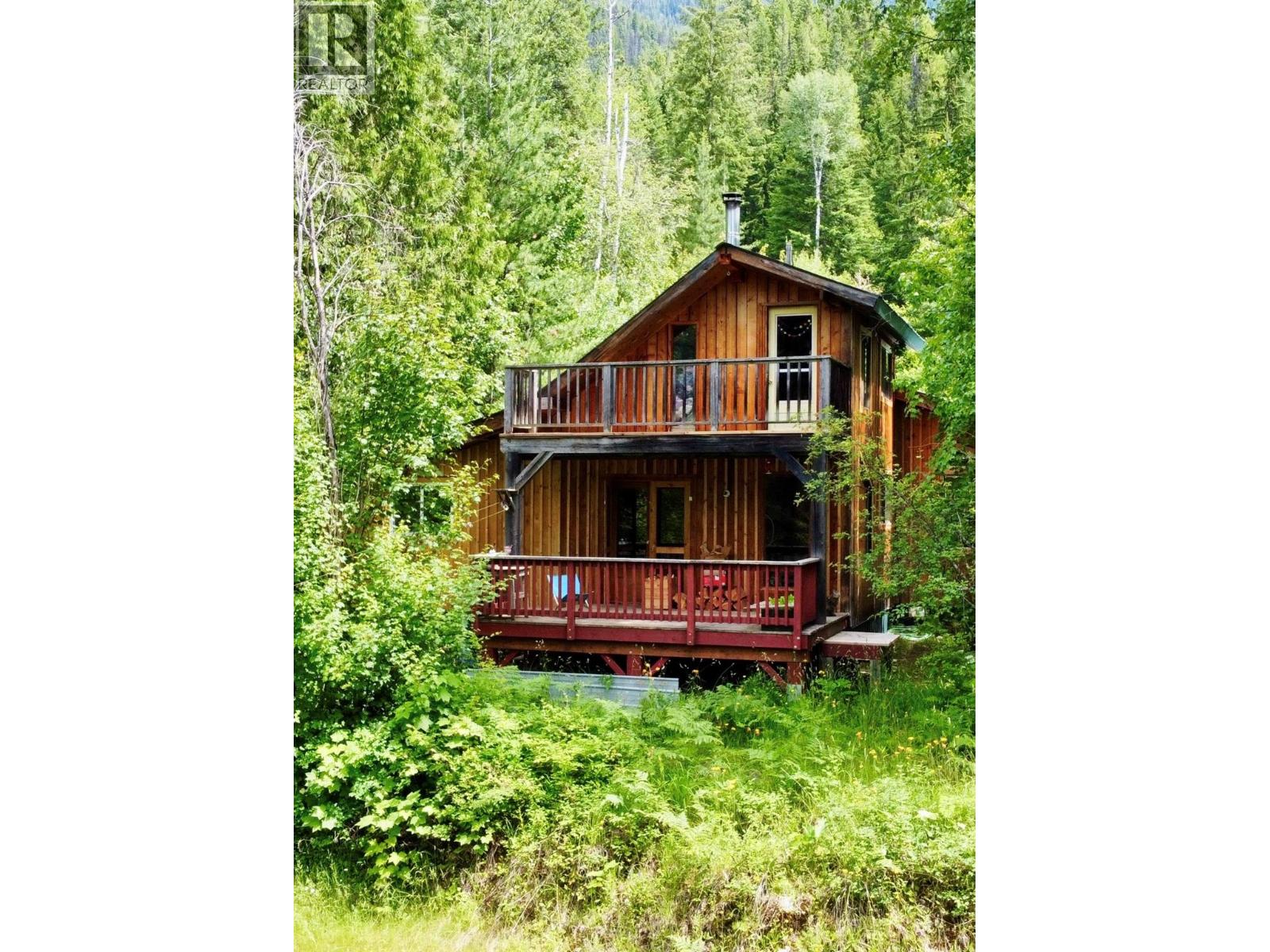 7152 Graham Road, Winlaw, British Columbia  V0G 2J0 - Photo 3 - 10392360