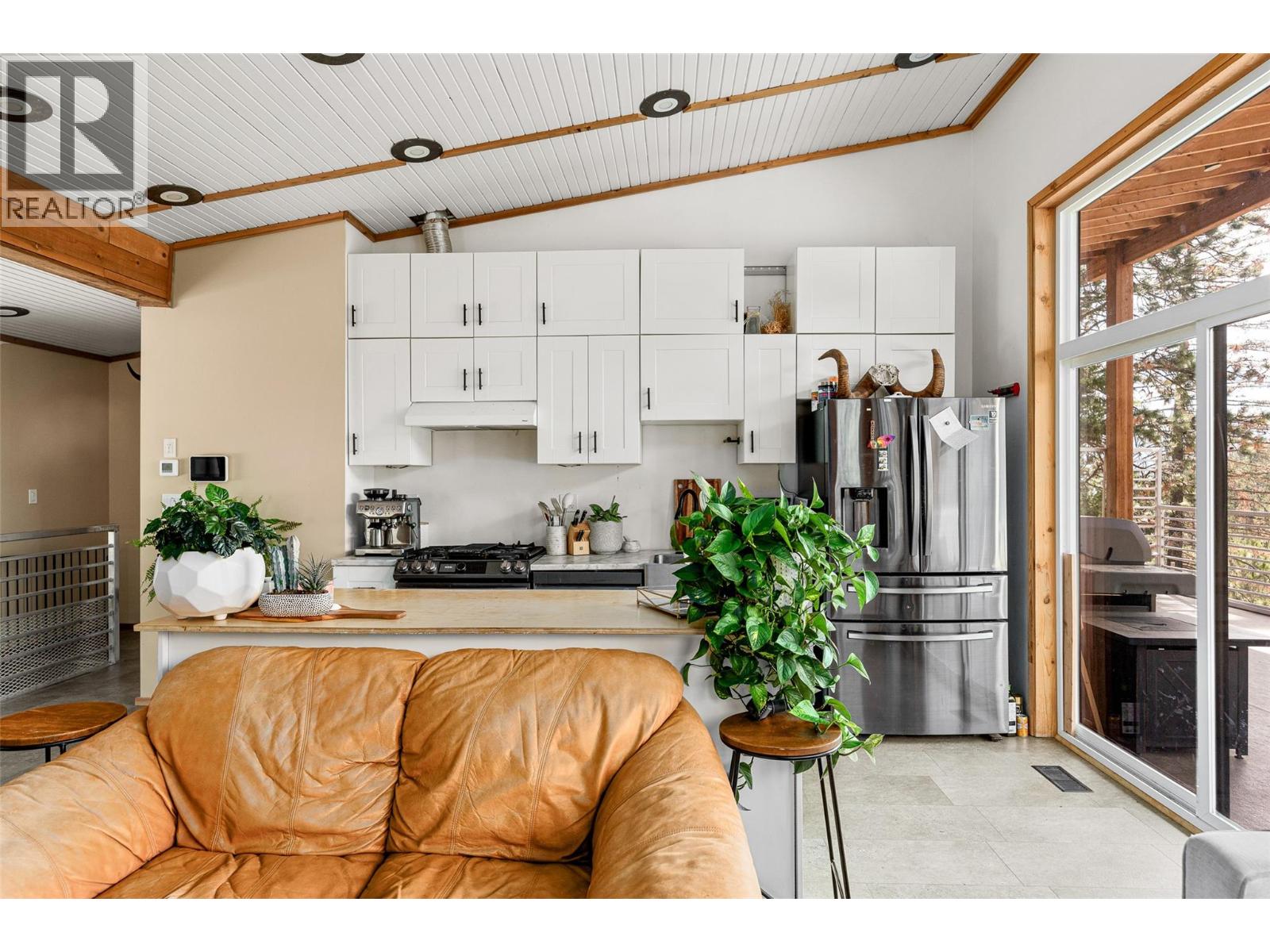 378 Lakewood Road, Vernon, British Columbia  V1T 7Z3 - Photo 11 - 10394157