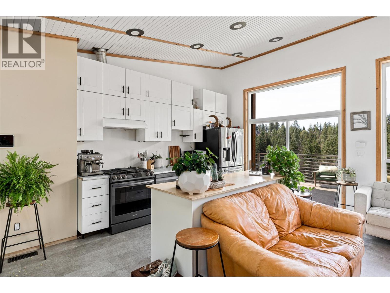 378 Lakewood Road, Vernon, British Columbia  V1T 7Z3 - Photo 12 - 10394157