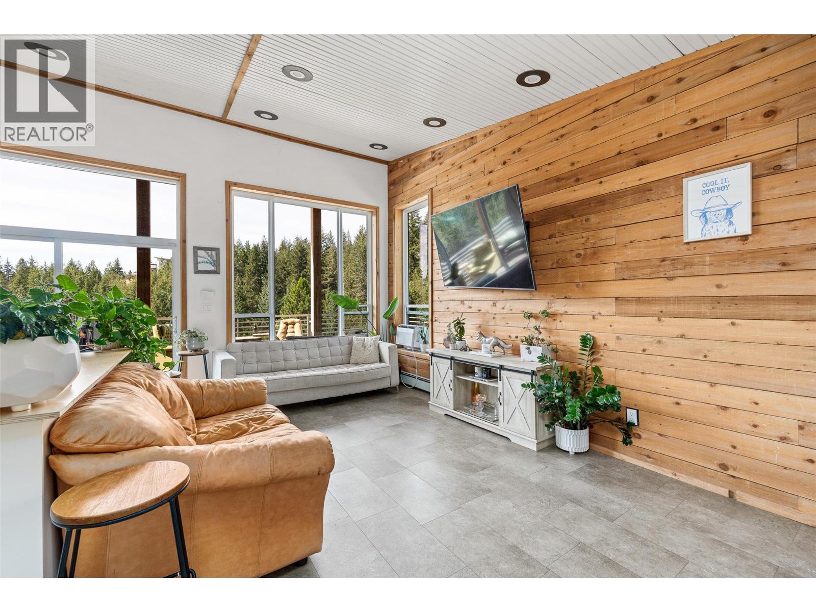 378 Lakewood Road, Vernon, British Columbia  V1T 7Z3 - Photo 16 - 10394157