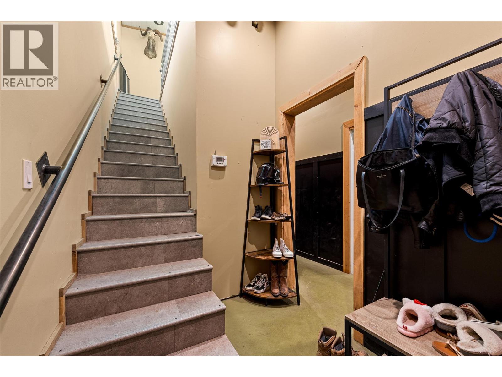 378 Lakewood Road, Vernon, British Columbia  V1T 7Z3 - Photo 36 - 10394157