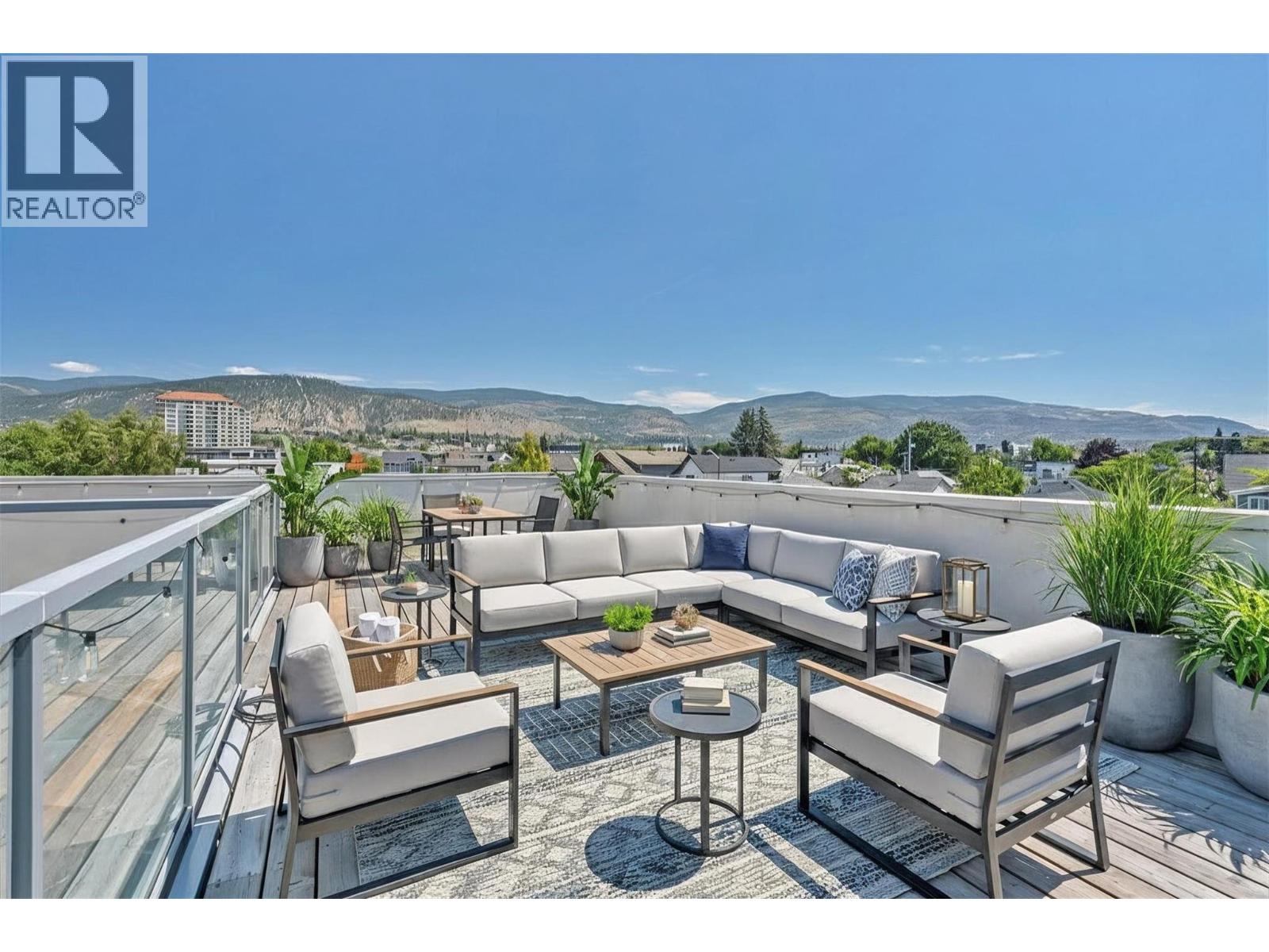 581 Churchill Avenue, Penticton, British Columbia  V2A 1E2 - Photo 38 - 10394929