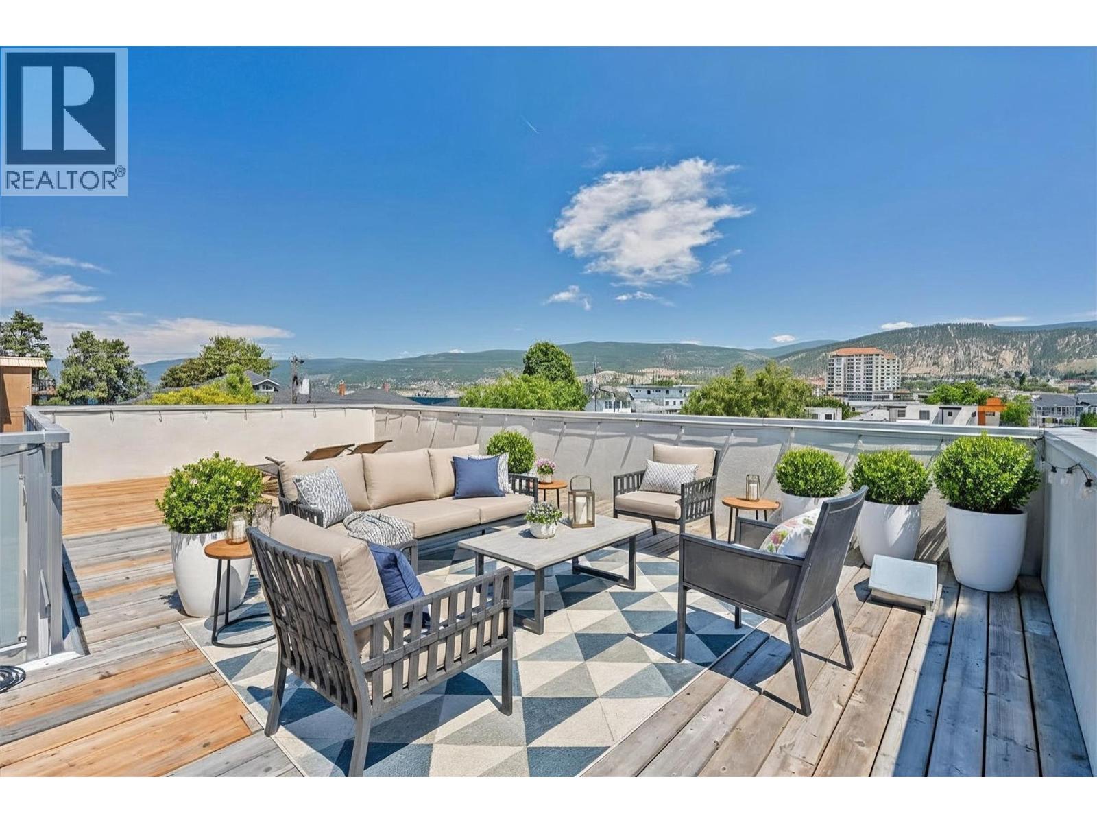 581 Churchill Avenue, Penticton, British Columbia  V2A 1E2 - Photo 40 - 10394929
