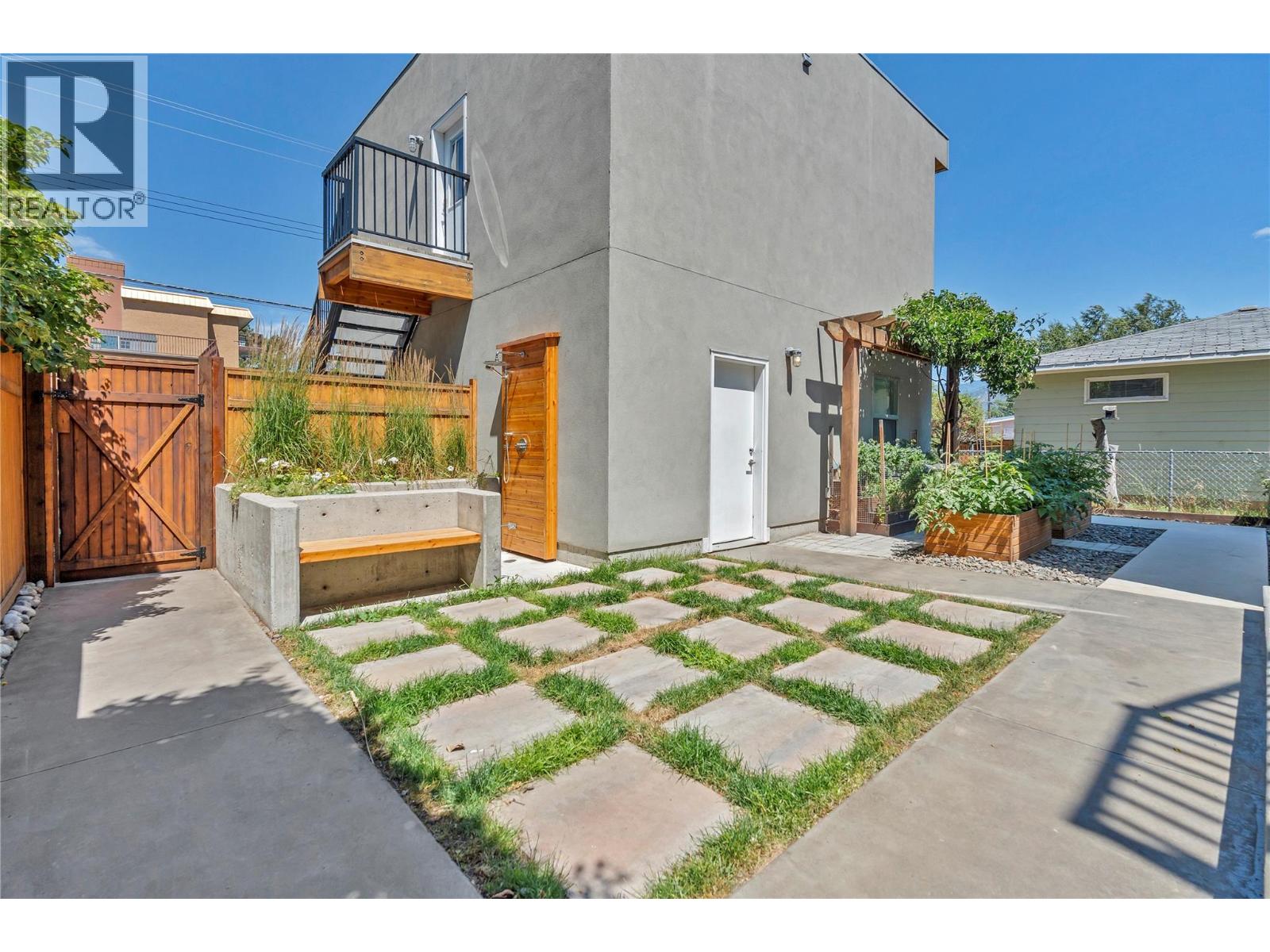 581 Churchill Avenue, Penticton, British Columbia  V2A 1E2 - Photo 46 - 10394929