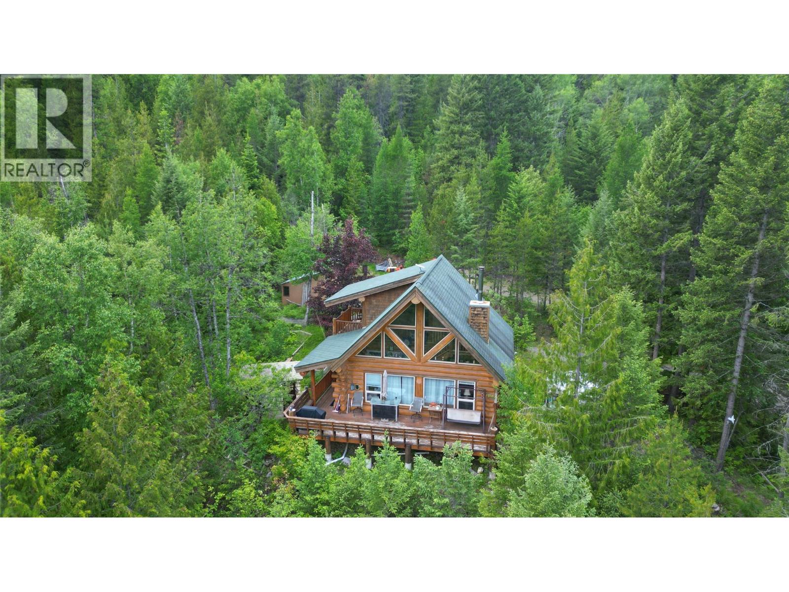 2201 3/95 Highway, Yahk, British Columbia  V0B 2P0 - Photo 1 - 10394857