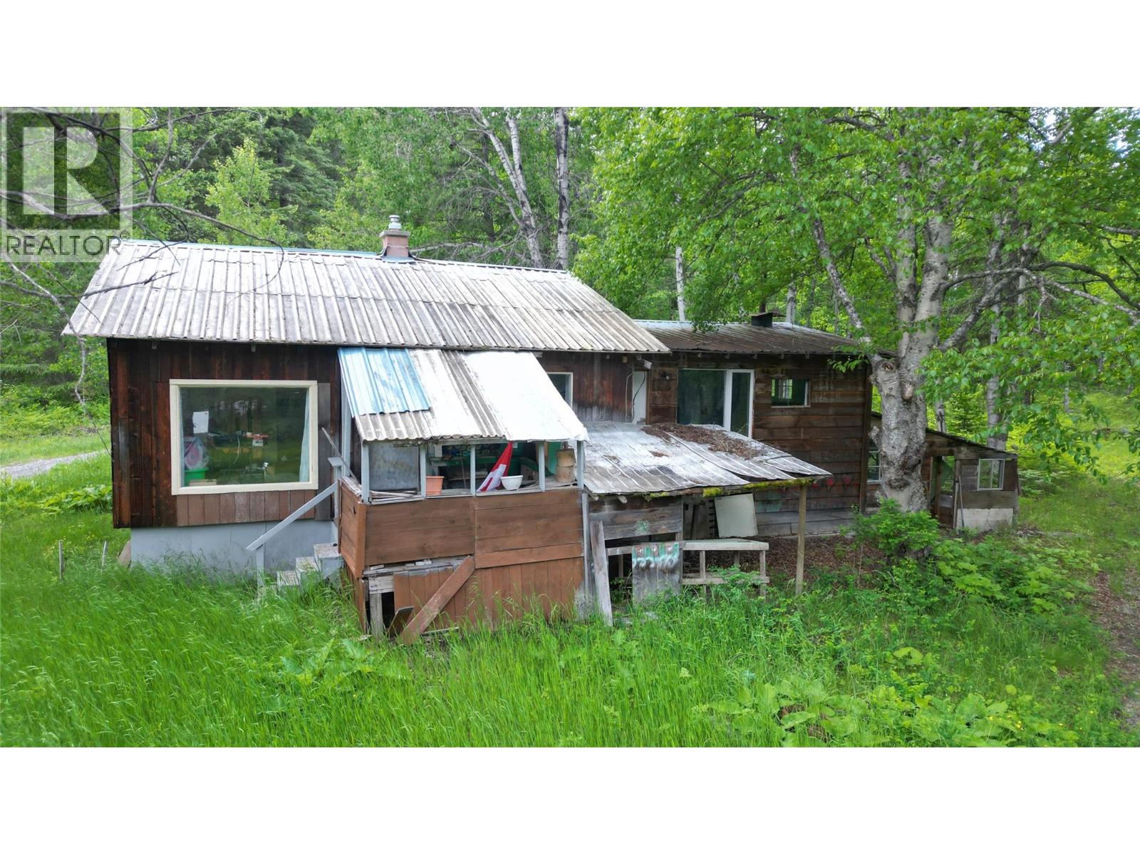2201 3/95 Highway, Yahk, British Columbia  V0B 2P0 - Photo 17 - 10394857
