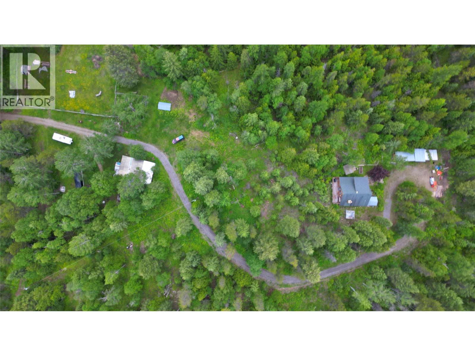 2201 3/95 Highway, Yahk, British Columbia  V0B 2P0 - Photo 19 - 10394857